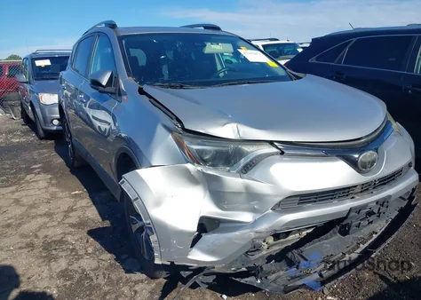 2018 Toyota Rav4 Xle z USA, uszkodzony, nr VIN 2T3WFREV6JW442859